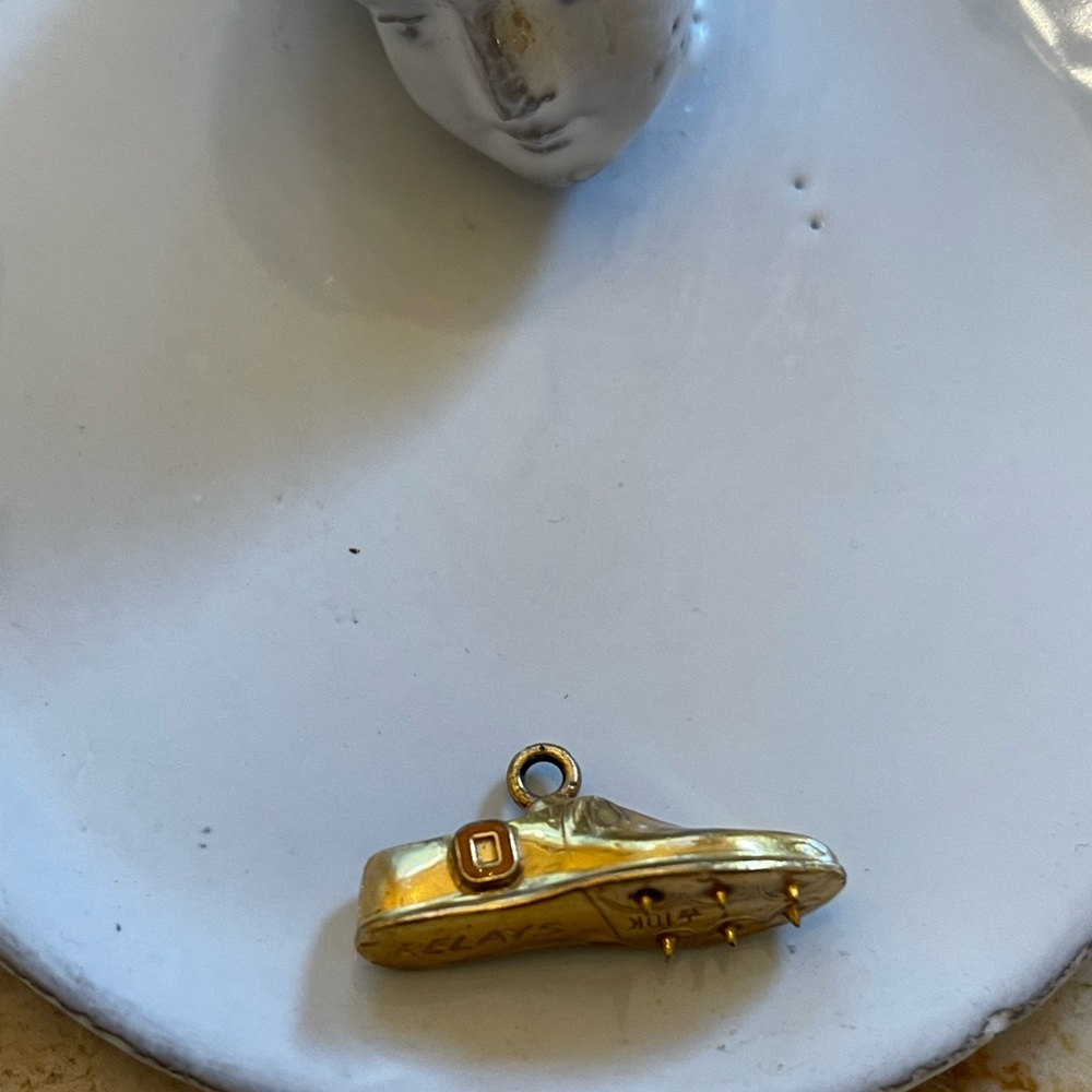 1950’s 10k gold filled University of Oregon Track shoe charm〰️ - Picture 8 of 8